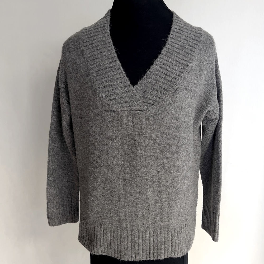 EE:SOME Oversized Knit Sweater NWOT